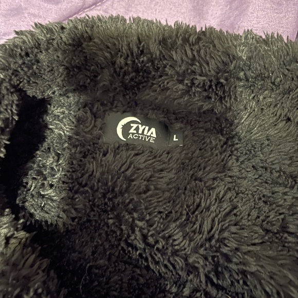 Zyia black teddy bear pull over sweater size lg - Picture 2 of 2